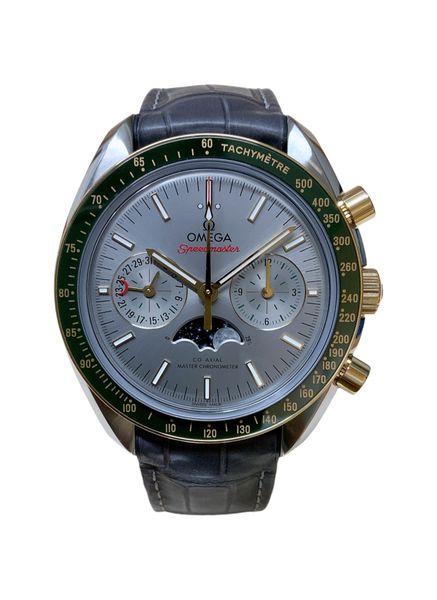 Omega Speedmaster Moonphase 304.23.44.52.06.001